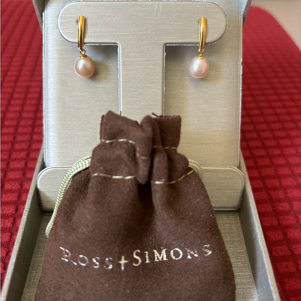 - SOLD - 🆕 14k Yellow Gold Pink Cultured Pearl Drop Earrings